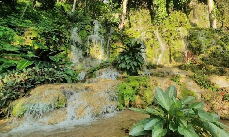 Air Terjun Kali Dingin, Pesona Air Terjun Indah di Luwu Timur