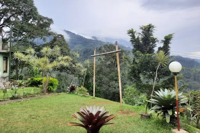 Fasilitas yang Tersedia di Riung Gunung
