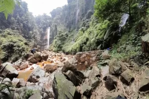 Curug Seribu, Eksplorasi Keindahan Surga yang Tersembunyi di Bogor