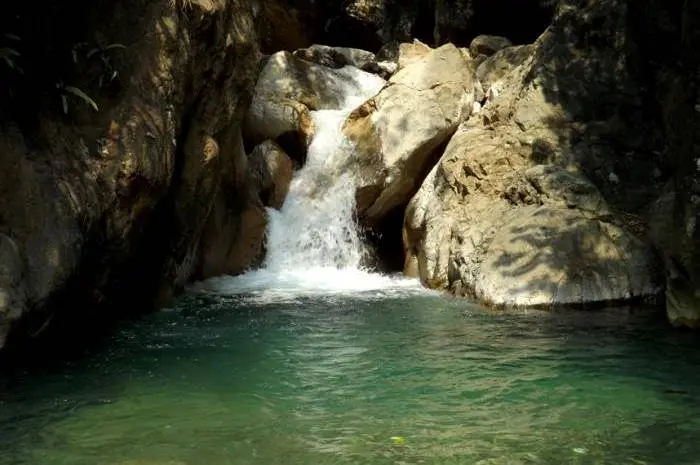Legenda Curug Leuwi Hejo