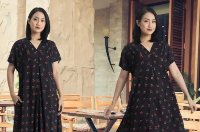 Daster V-Neck dengan Motif Bunga yang Ceria