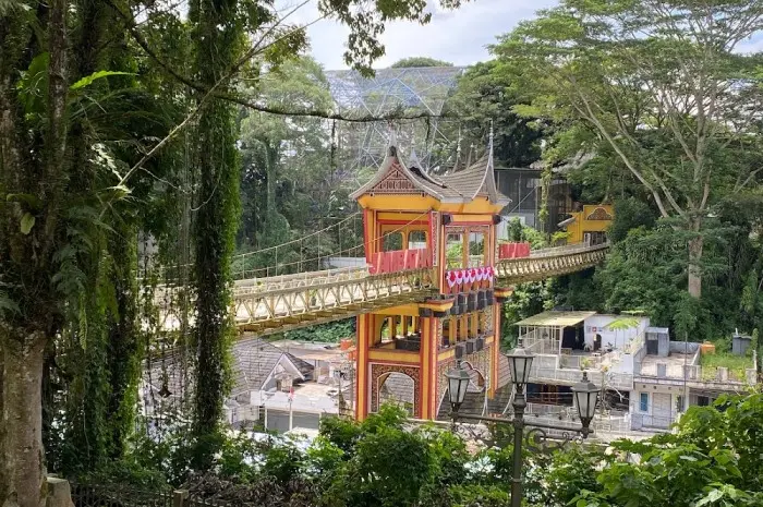 Daya Tarik Jembatan Limpapeh