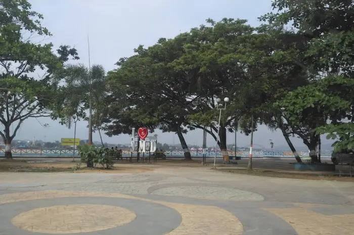 Kegiatan Seru Teluk Lerong Garden