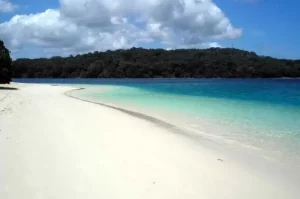 Tempat Wisata di Banten dengan Keindahan Alam dan Budaya yang Memesona