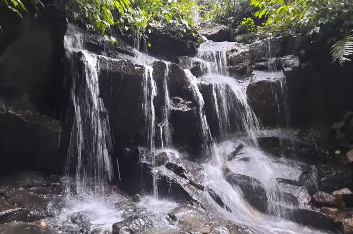 Daya Tarik Wisata Air Terjun Kanto Lampo Gianyar