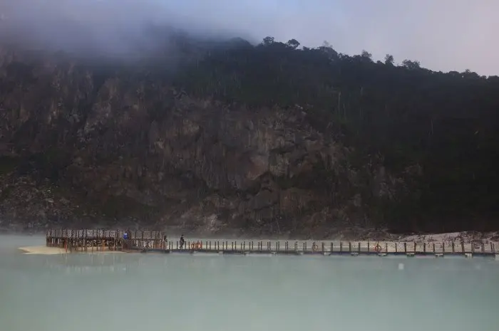 Kawah Putih Bandung, Wisata Alam yang Menakjubkan di Ciwidey