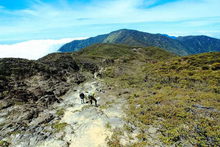 Gunung Latimojong - Puncak Rante Mario (Sulawesi Selatan)