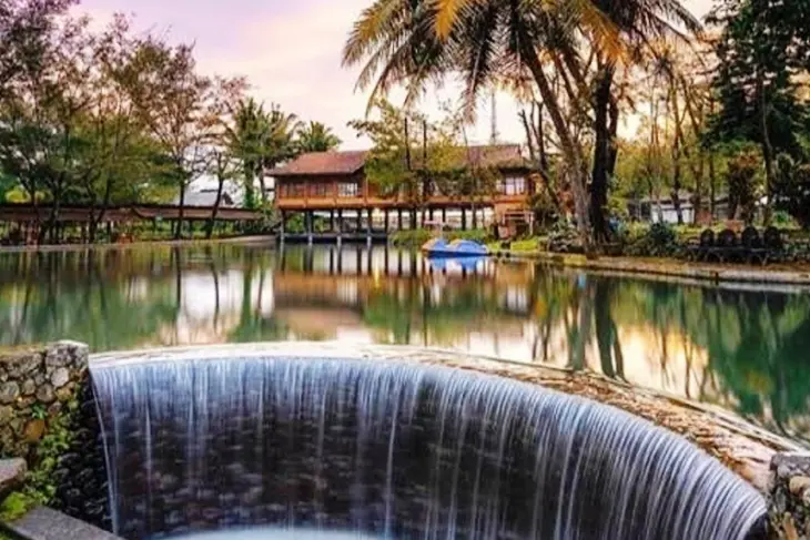 Taman Air Tlatar - Wisata Air, Edukasi, dan Kuliner